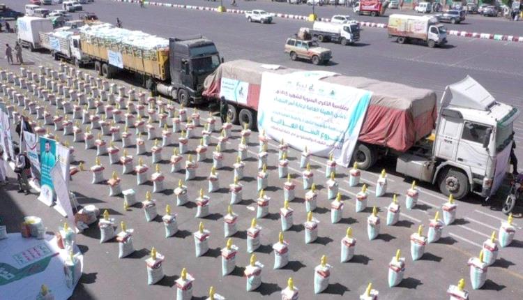 صحيفة سعودية : هيئات حوثية تنفق 70 مليون دولار لدعم الأتباع وتغذيتهم