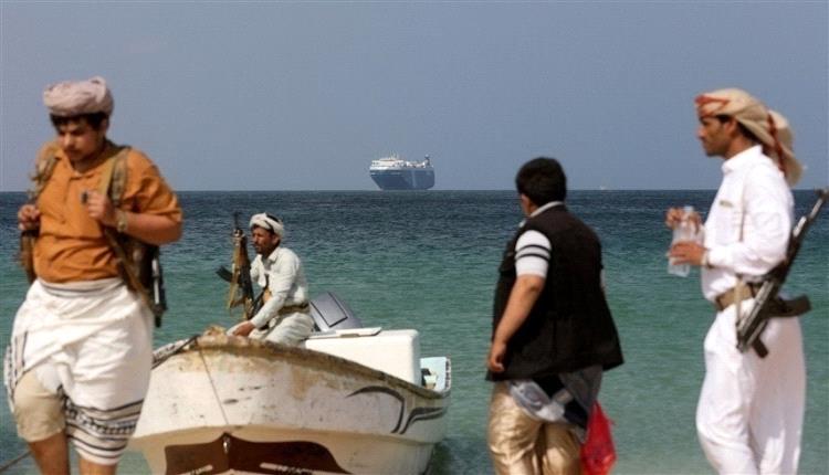 تصعيد الحوثيين .. هل يُنذر بتداعيات كارثية على التجارة العالمية؟

