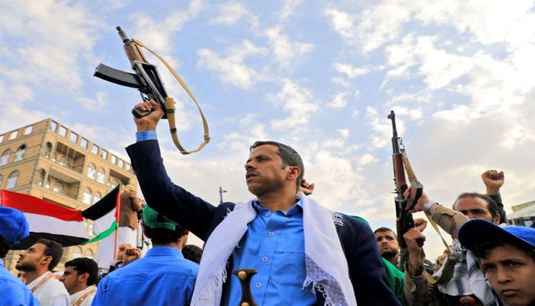 صحيفة دولية : مكاسب داخلية وإقليمية وراء إعلان الحوثيين "الحرب" على إسرائيل