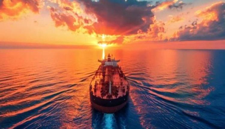 رفع تأمين السفن وتكاليف الشحن.. «الحوثي» يواصل تخريب الممرات البحرية