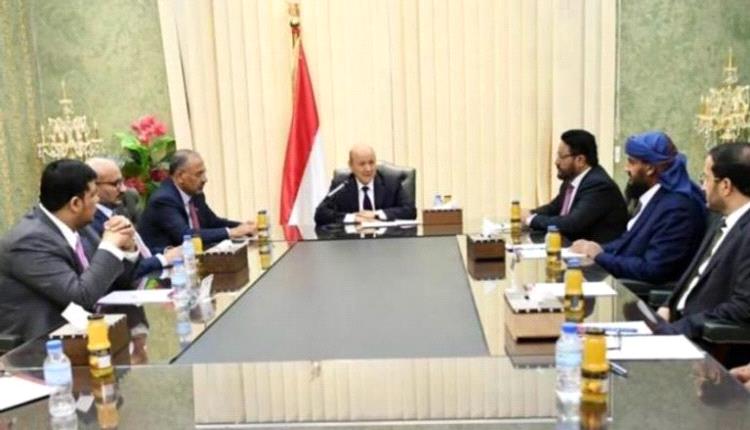 المجلس الرئاسي يتطلع لمزيد من العقوبات ضد الحوثي: أفضل خيار