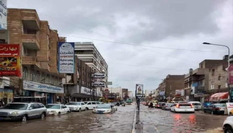 أمطار غزيرة على العاصمة صنعاء وعدد من المحافظات وصواعق رعدية تثير الخوف والفزع