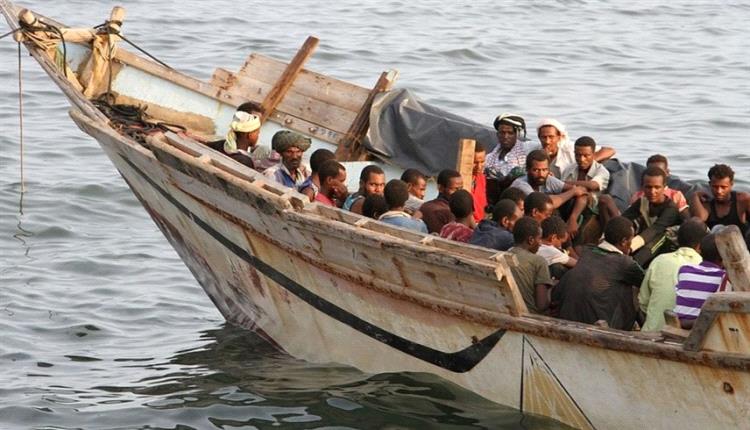 مصرع عشرات اللاجئين بعد غرق قاربهم قبالة السواحل اليمنية