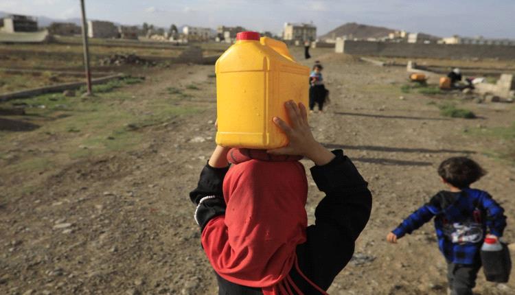 تقرير دولي: 4.5 مليون طفل يمني خارج المدارس