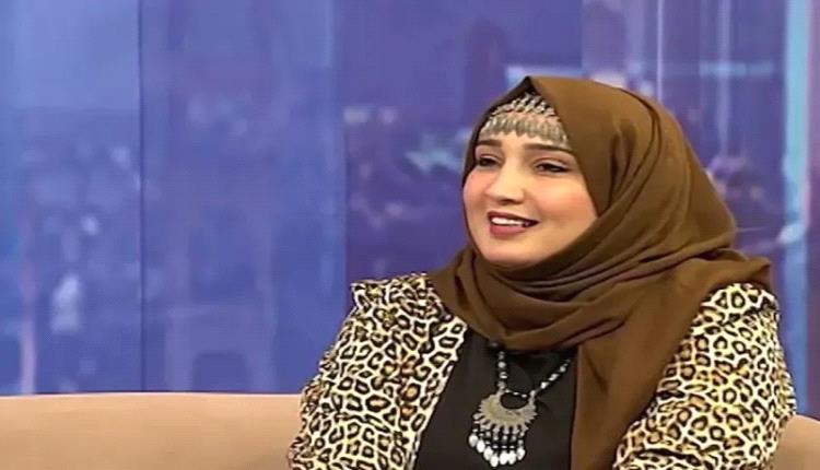 سيدة أعمال يمنية مشهورة تعلن انفصالها عن زوجها التركي وتتوعد: سأتخلص منه قريبًا
